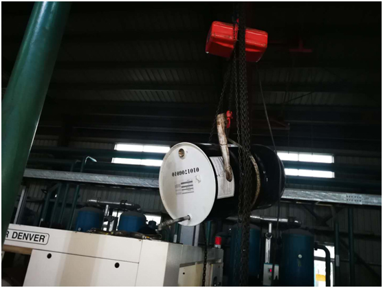 由于油品問題導(dǎo)致油氣分離器壓差高，空壓機潤滑油結(jié)膠，油濾堵塞，機器高溫報警(圖4)